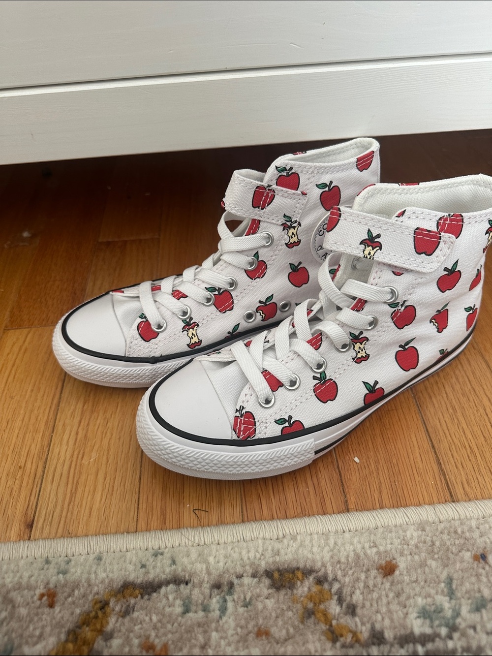 Kids Converse High-Top Sneakers with Red Apple Print